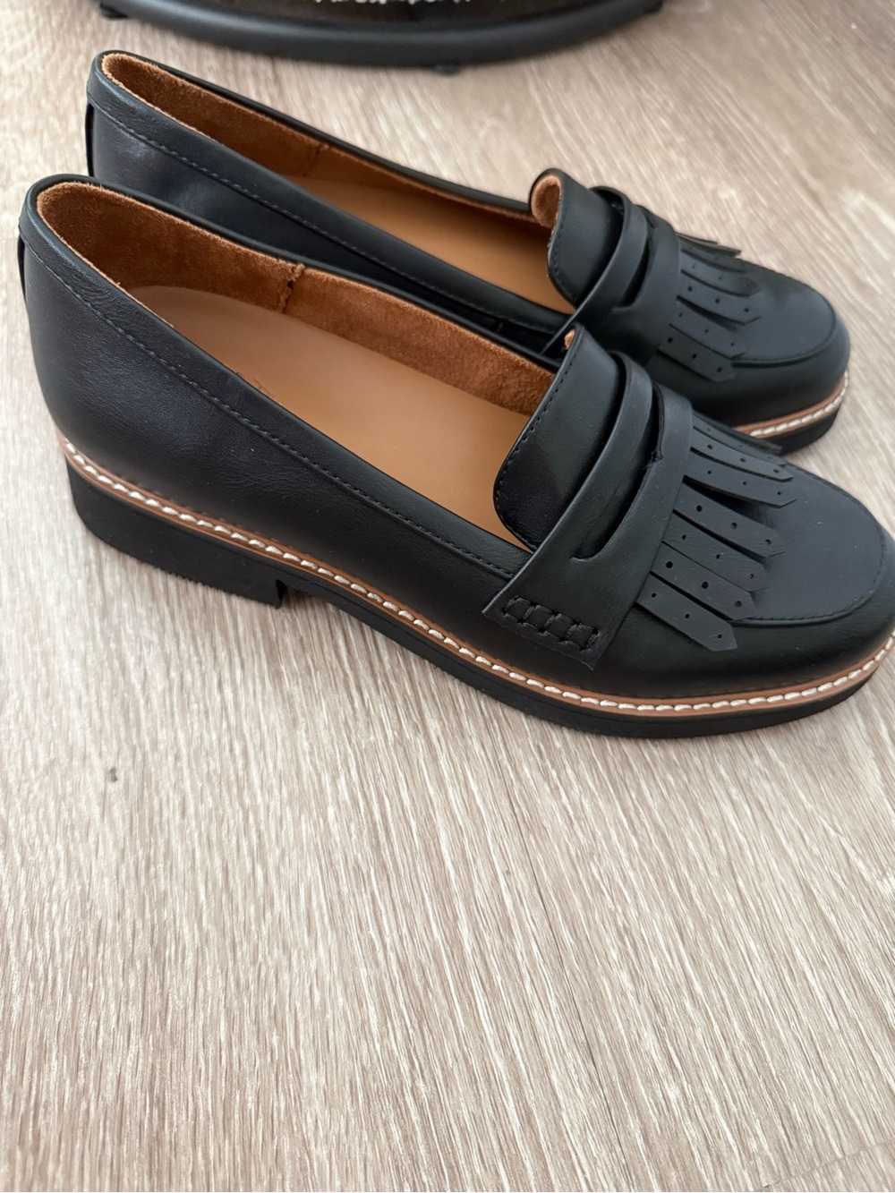 Naturalizer Black Penny Loafer Size 7W - Picture 6 of 7